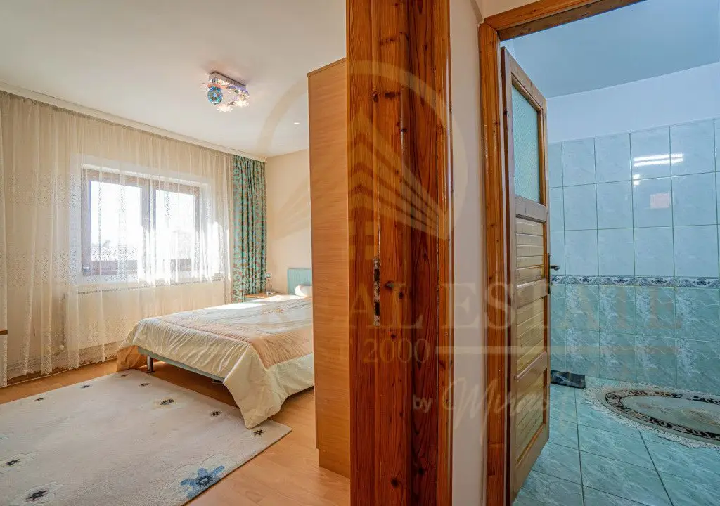 Agigea - Vila D+P+1E+M pe un teren de 772 mp cu o deschidere de 21,46 m.