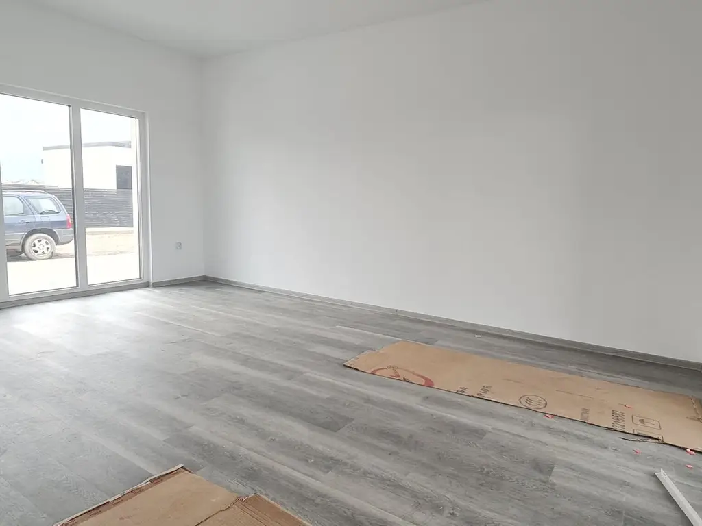 Casa 4 camere un nivel finalizata intabulata cartier Izvor Tarlungeni