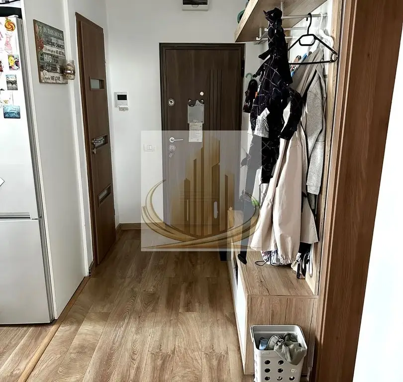 Apartament cu 4 camere si 2 bai | 84 mp | decomandat | zonă centrală