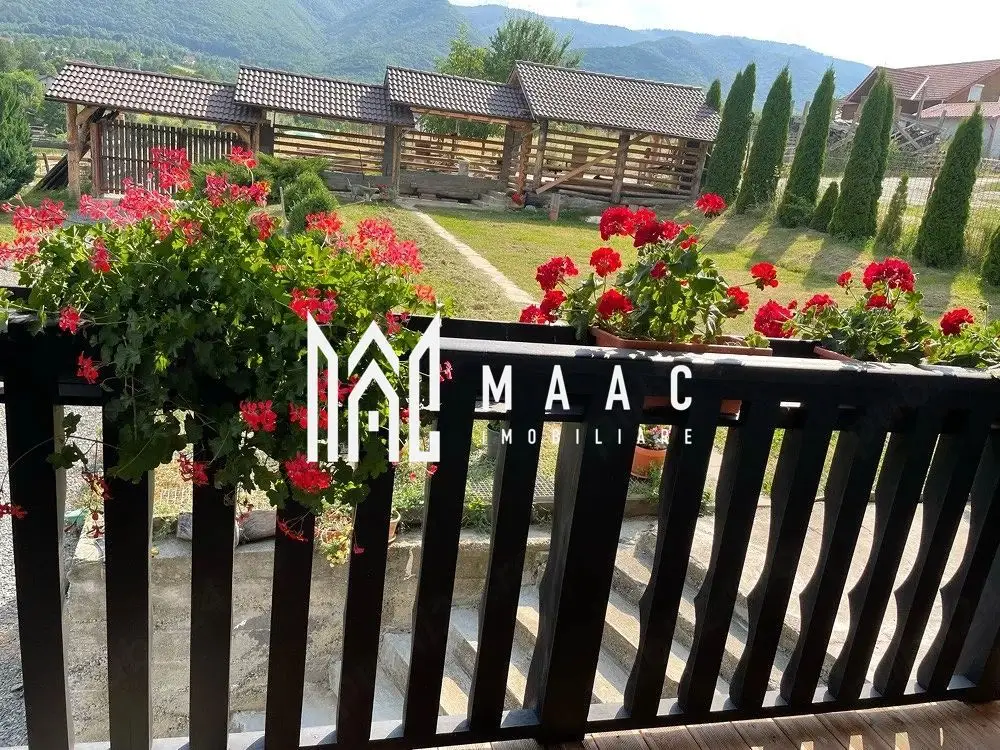 Vilă 7 Camere | 256 MPU | 2000 MP Teren Terasat | Tocile