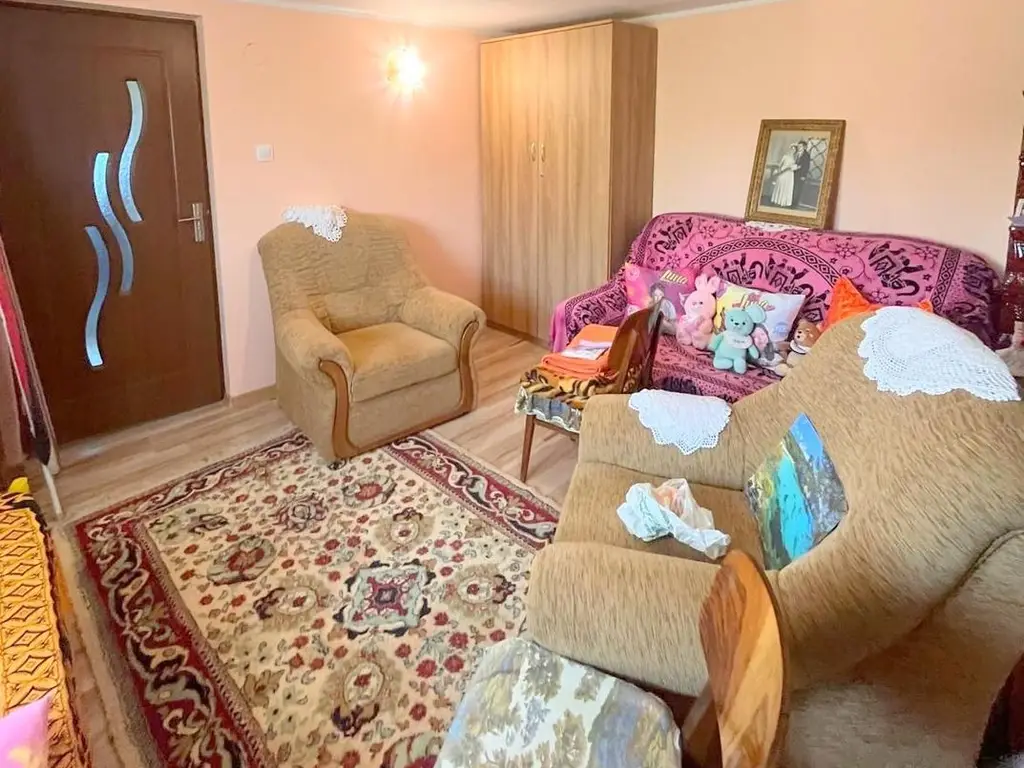 Casă individuală de vânzare în Braniștea - Teren 464 mp -76000 euro