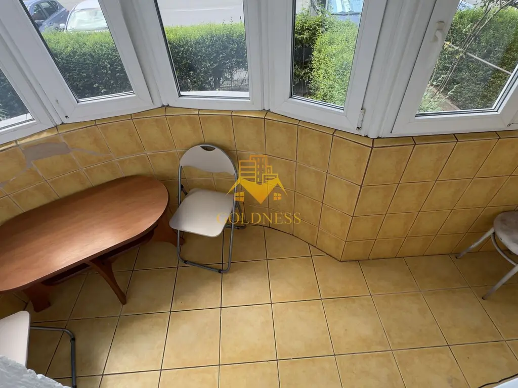 3 camere, decomandate, 2 balcoane, 2 bai, Manastur Zona 18 GYM, Tasnad