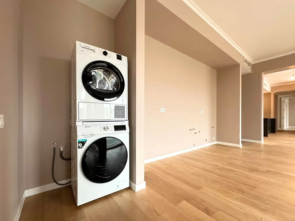 Închiriere apartament 4 camere cu grădină proprie ONE Verdi