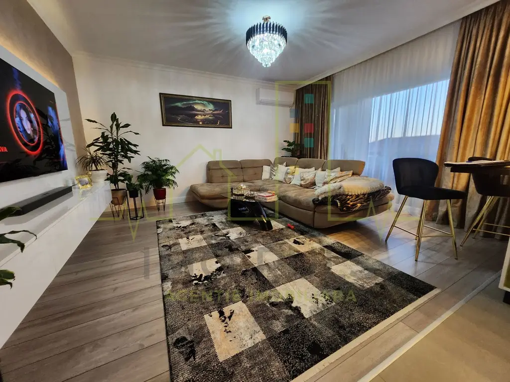 3 Camere. Etaj 1. Mobilat si utilat. 2 locuri de parcare. 2 Bai. 2 Balcoane