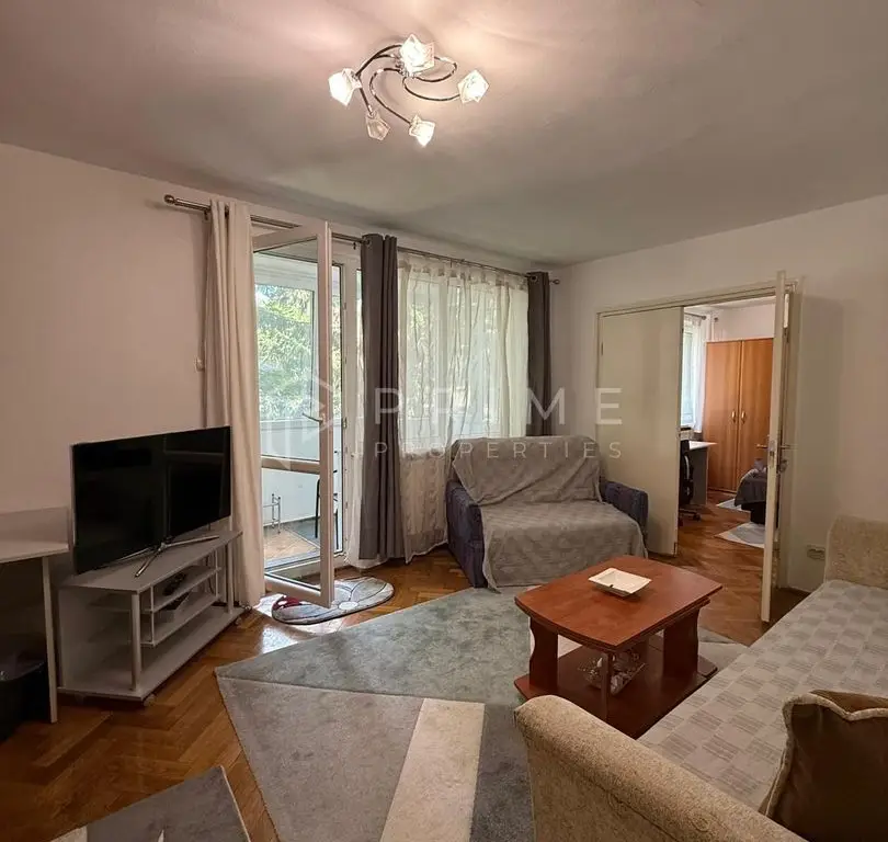 Apartament cu 3 camere decomandate- Ideal pentru studenti - Zona Tudor