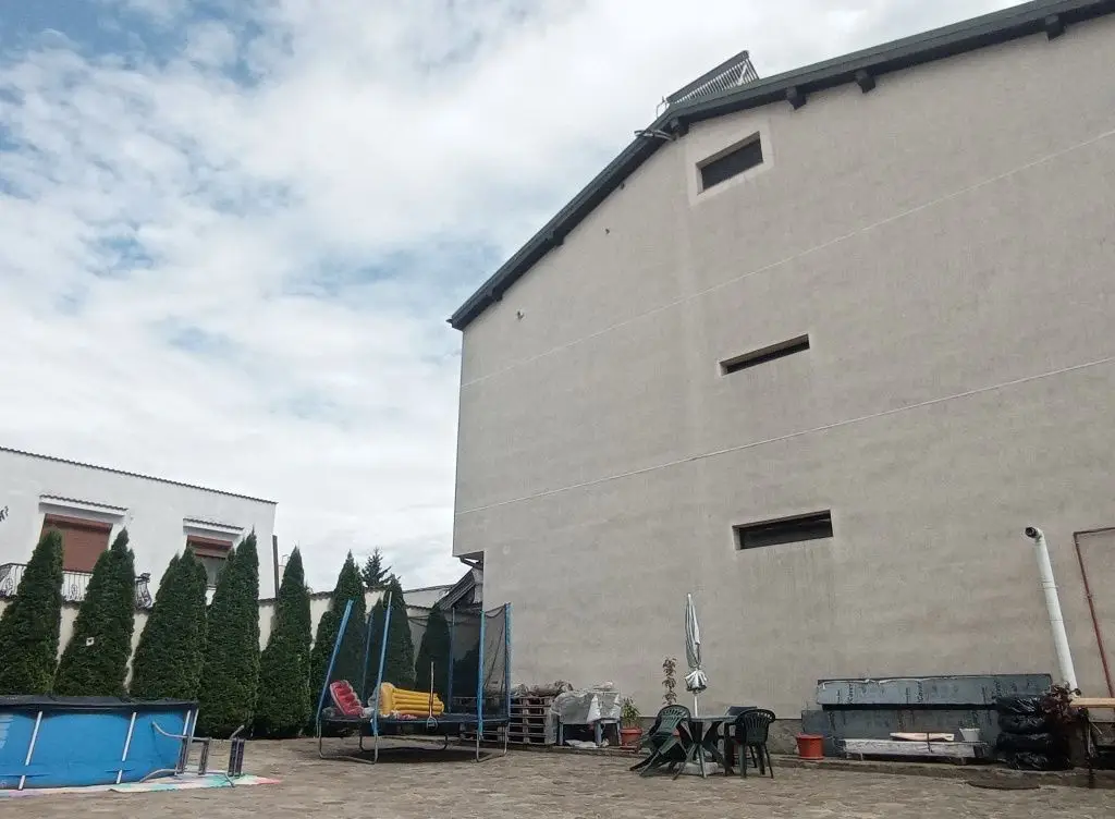Casa unifamiliala pretabil sediu firma în cartierul Vatra Luminoasa