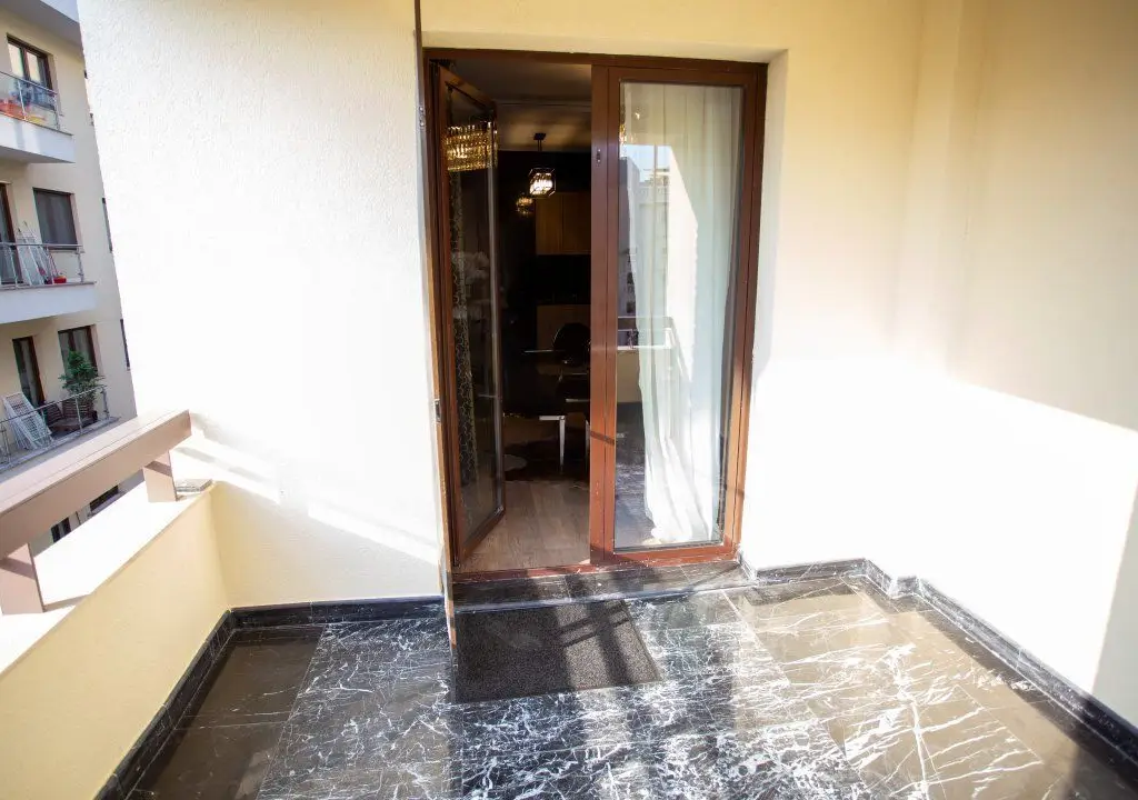 DE VANZARE AP 4 CAMERE LUX, NOU