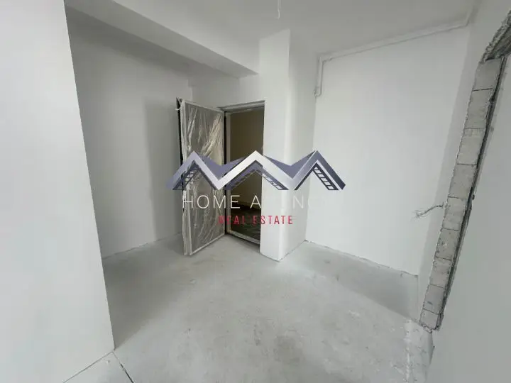 Apartament 2 camere Otopeni - bucătărie retrasă, parcare