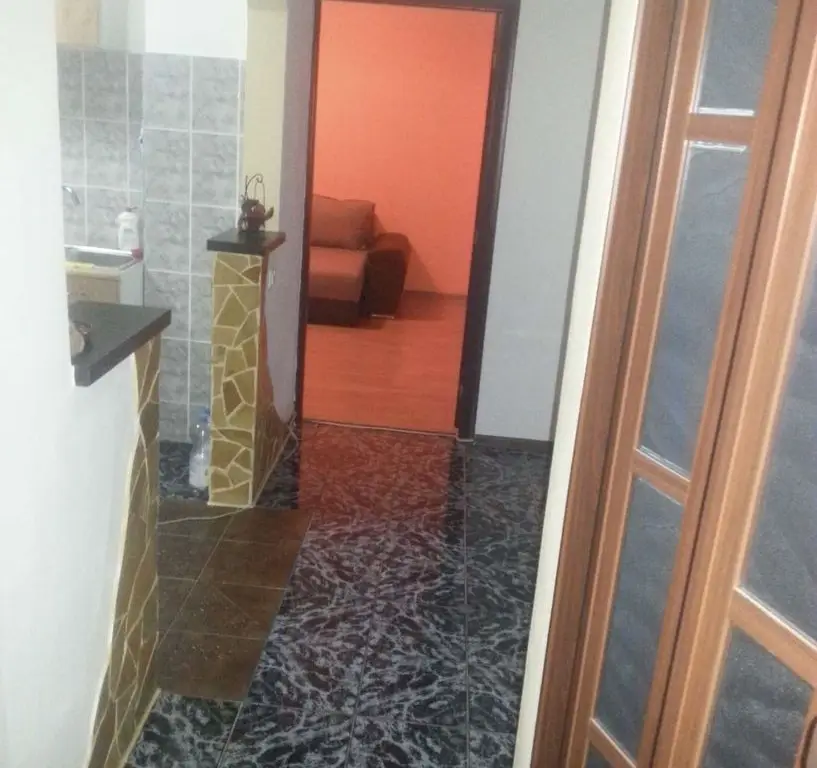 Apartament cu 2 camere decomandate Mv2 strada Mozart renovat, mobilat.