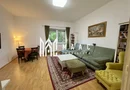 Apartament spațios la casă | renovat complet | cu curte comuna