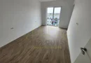 Bloc nou. 2 Bai. Decomandat. Caramida integral.