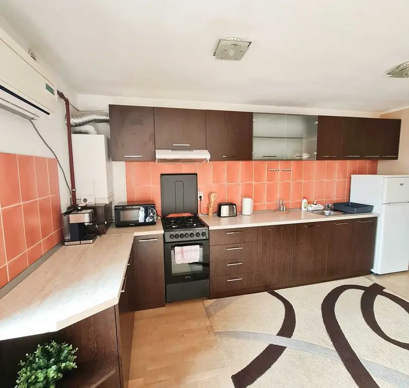 Penthouse spațios de închiriat | 80 mp | 2 băi | Dressing | 2 balcoane | Zona Timocului - Badea Cârțan