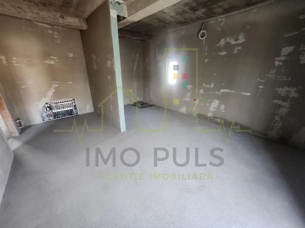 4 Camere. Penthouse. Girocului - Esso. Lift