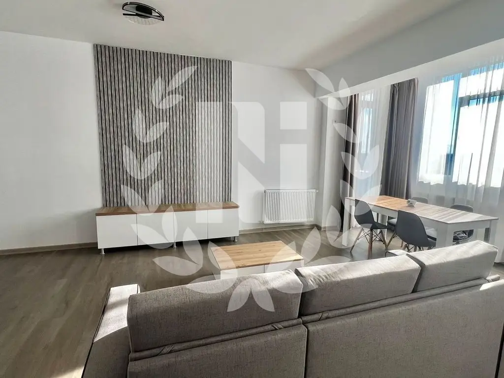 APARTAMENT 3 CAMERE DECOMANDAT 79 MP