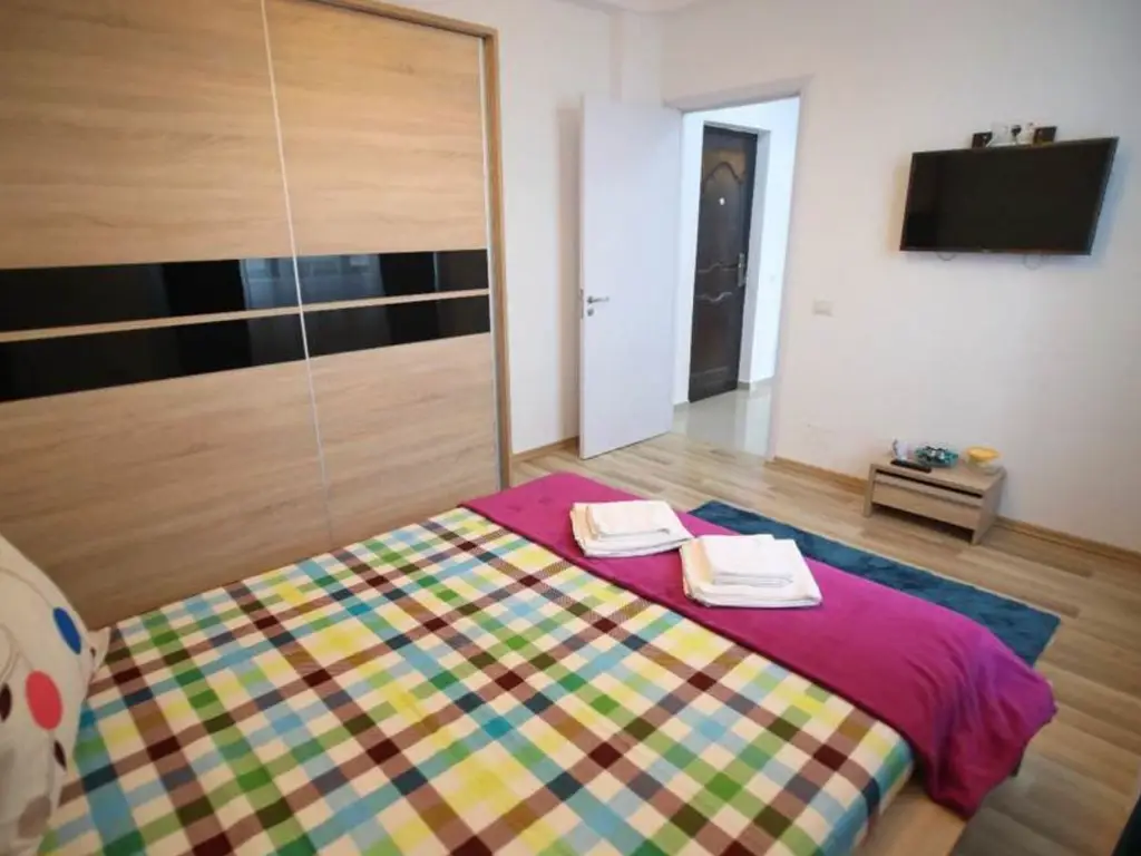 Apartament 2 cam. 45 mp utili et. 4/5 An 2017 Mamaia nord aproape de plaja