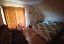 Casa individuala. Mobilata si utilata. Mosnita. Pozitie buna.