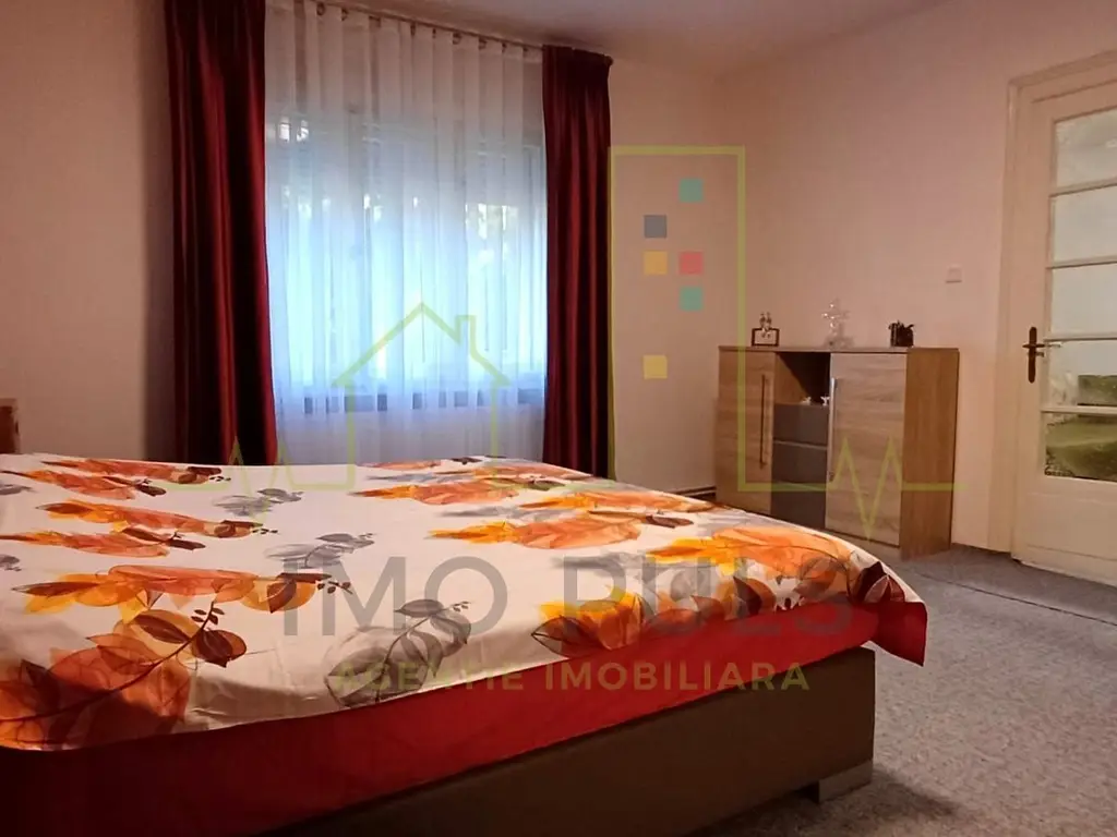 Casa individuala. Mijloace de transport. Toate utilitatile. Renovata recent.