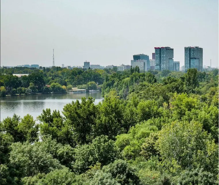 PENTHOUSE DE LUX CU VEDERE LA PARCUL HERASTRAU