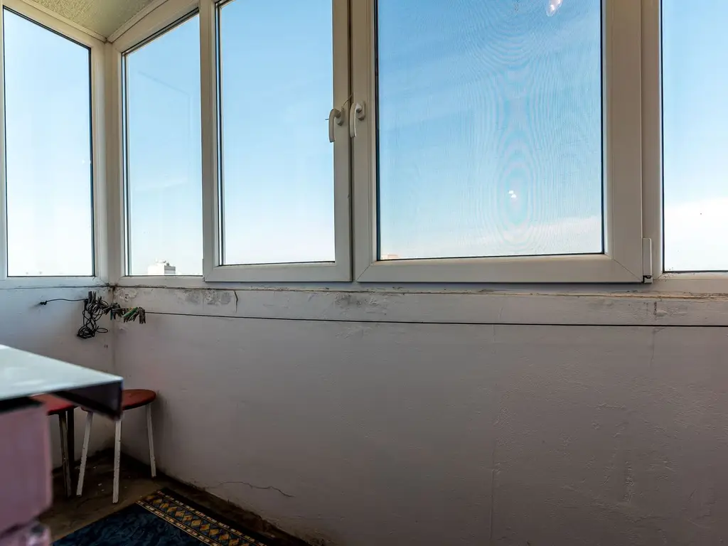 Apartament cu 3 camere în Podgoria Arad, vedere frumoasă, 2 balcoane