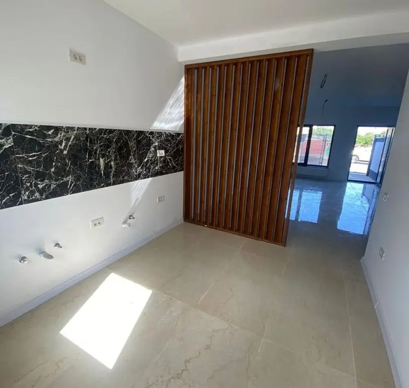 Duplex de vânzare 110 MP An. 2023 in Com Lumina Constanta