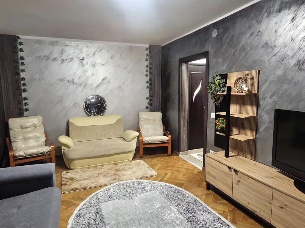 Apartament 2 camere renovat - Zona Tribunal - Papadie - Mobilat si utilat