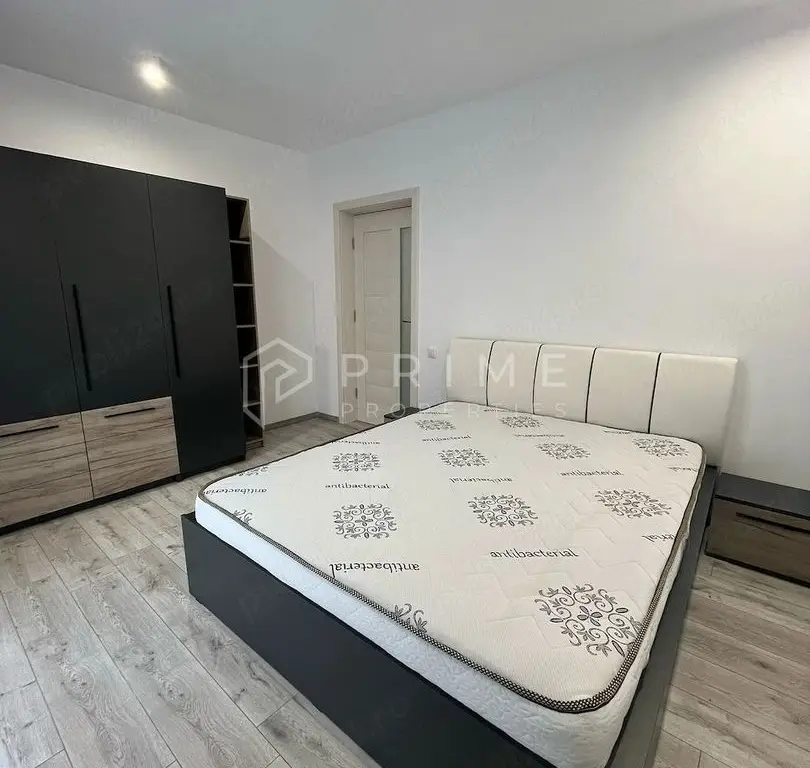 Apartament modern cu 2 camere, decomandat – Bloc Nou, Parcare & 2 Boxe