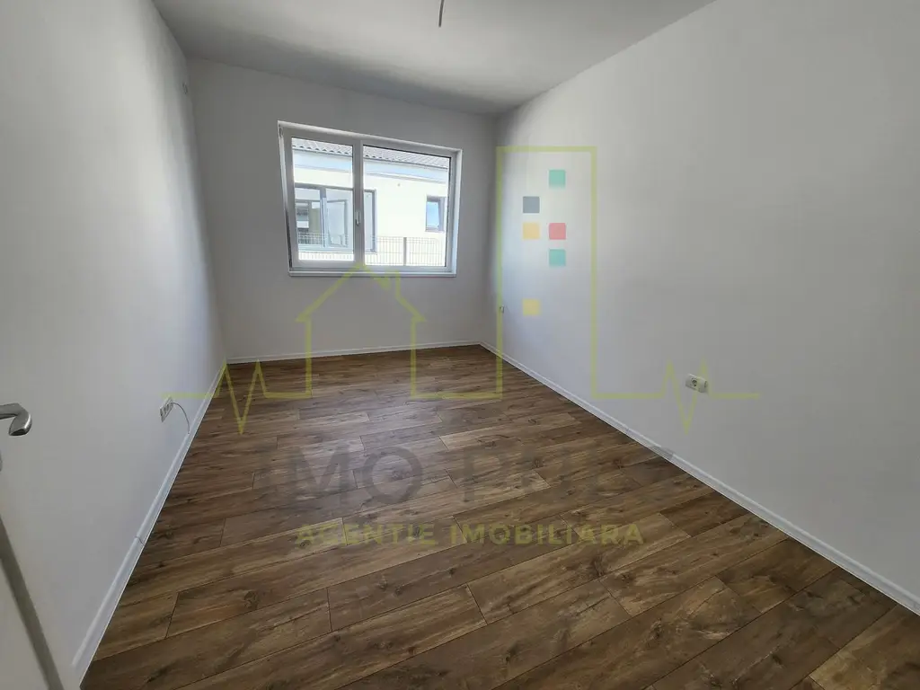 5 Camere. 3 Bai. Terasa acoperita.