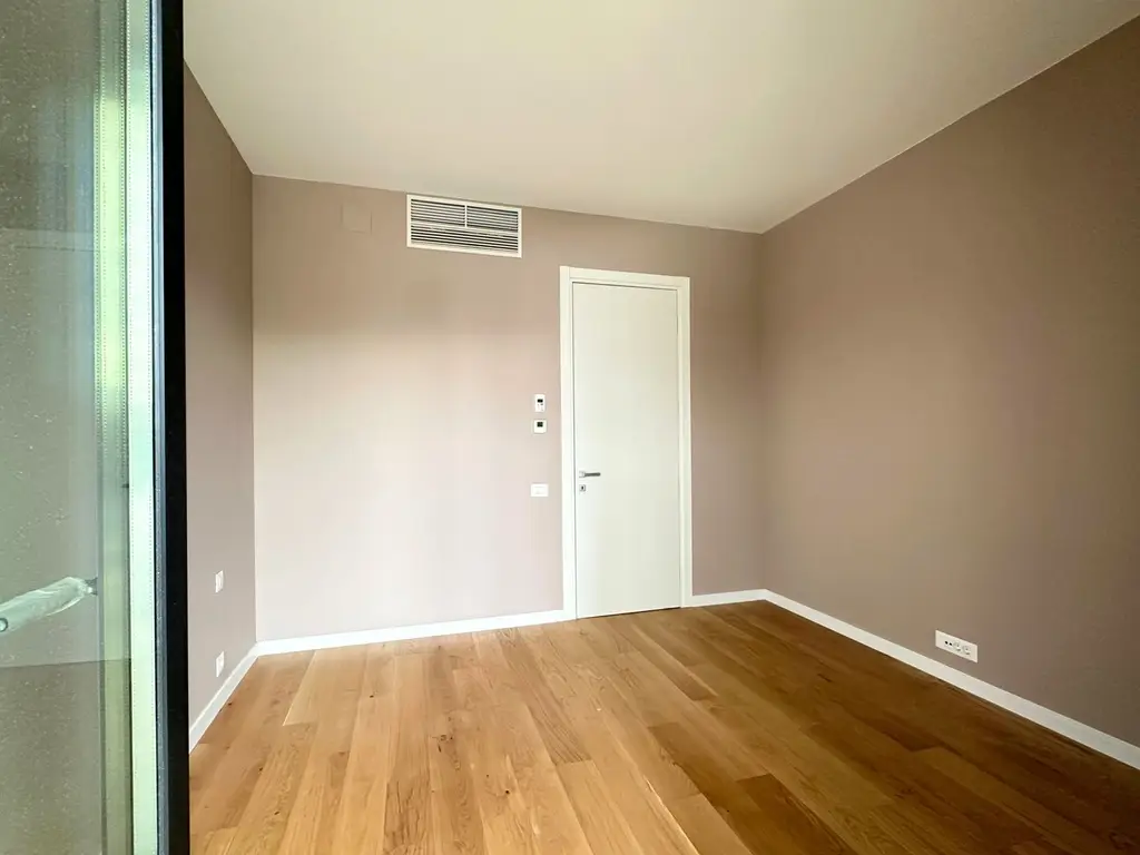 Închiriere apartament 4 camere cu grădină proprie ONE Verdi