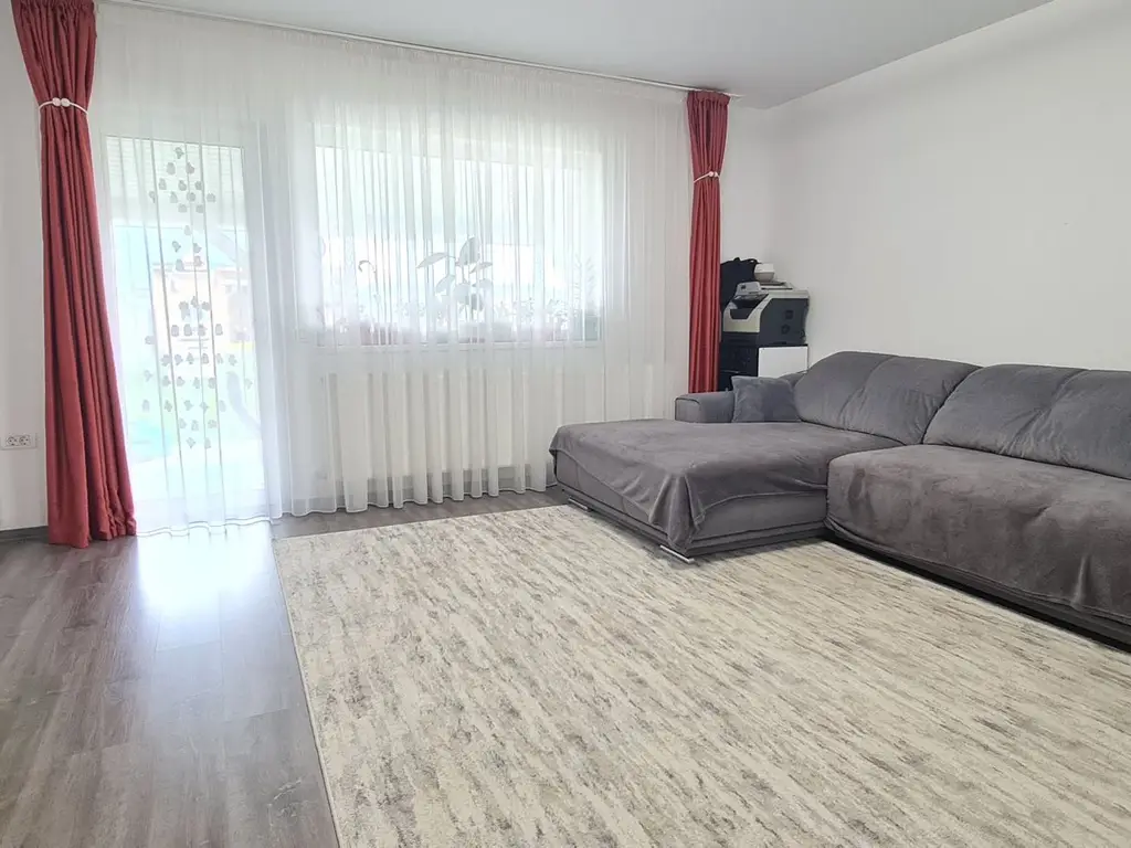 Casa mobilata si utilata in Cartier Izvor Tarlungeni Brasov