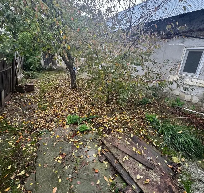 Casă de vânzare pe strada Sabarului