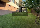 Apartament 3 camere, curte, boxa, parcare, Sub Cetate
