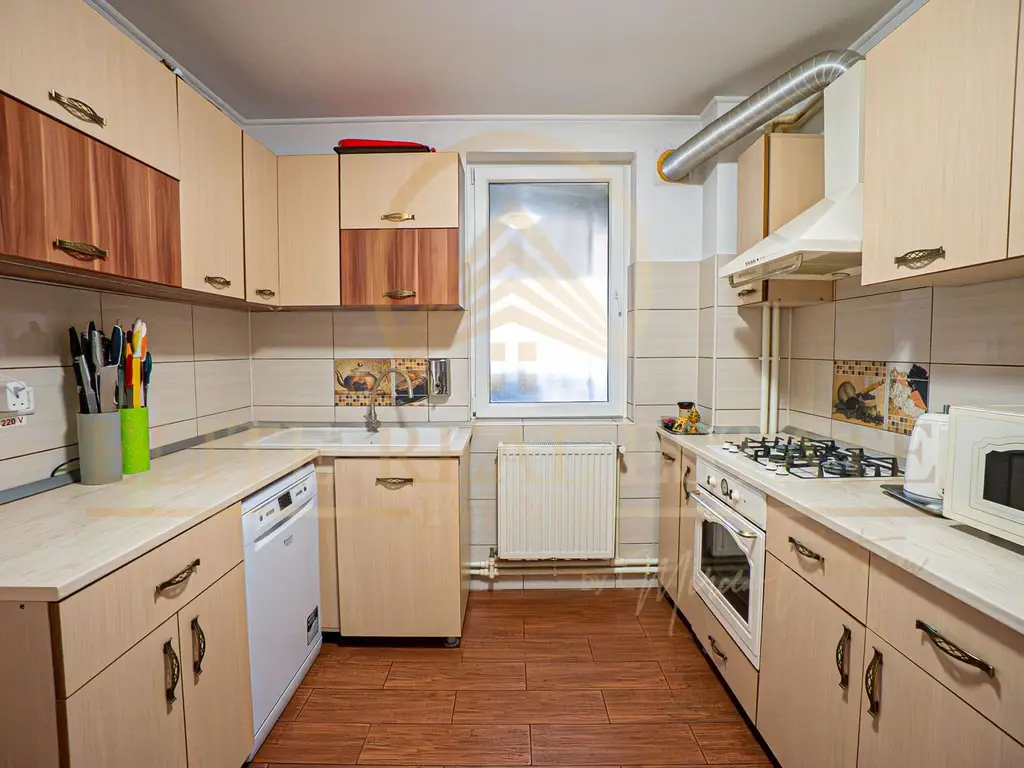 Pensiune premium în Mamaia Sat – proprietate exclusivistă 24 camere