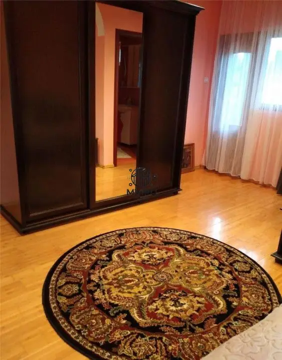COMISON 0% /Casa de vanzare in Targoviste - zona Campulung, langa Liceul Petru C