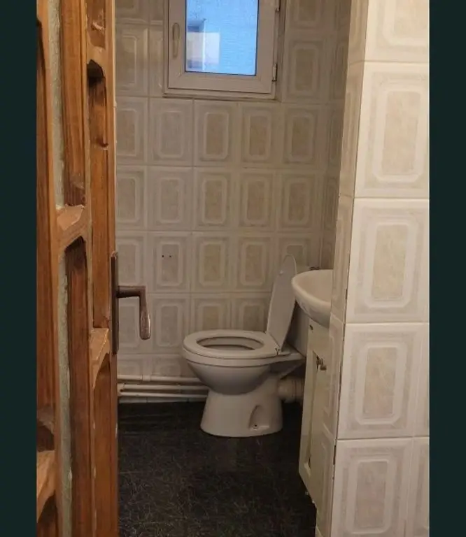 De inchiriat apartament 3 camere, Micro 20, 2100 lei