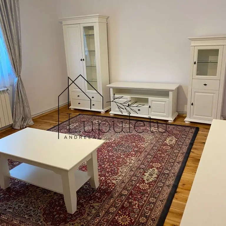 Casă Individuală | Curte proprie | Zona Centrală