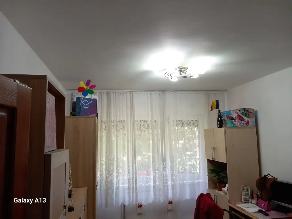 ageuropa.ro vinde ap 2 cam 46mp RENOVAT la PARTER în Micro 14.