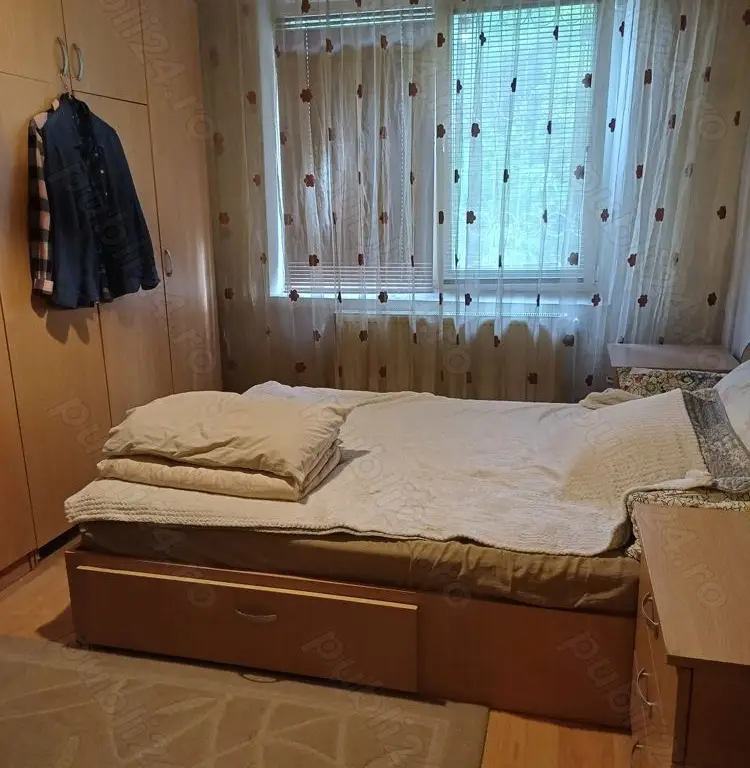 4 camere Dristor-metrou