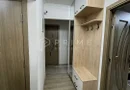 Apartament cu 3 camere, decomandat – Cartier Tudor- Mobilat și utilat