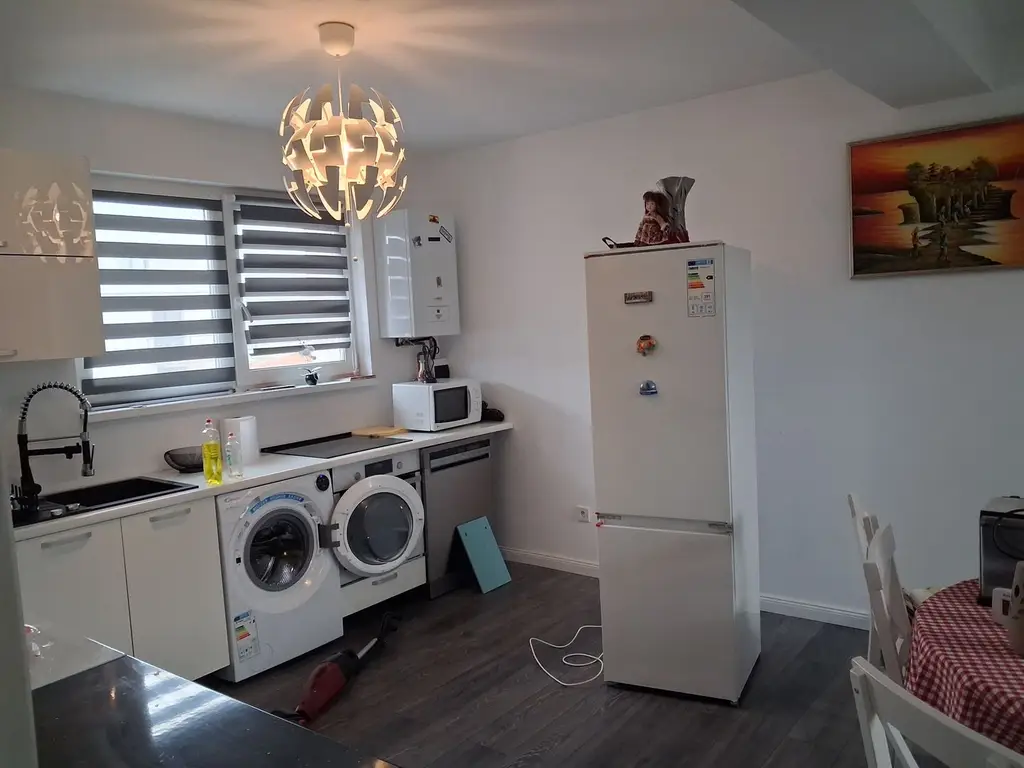 🏡 BRASADAS vinde U R G E N T DUPLEX in cart. PRIETENIA.