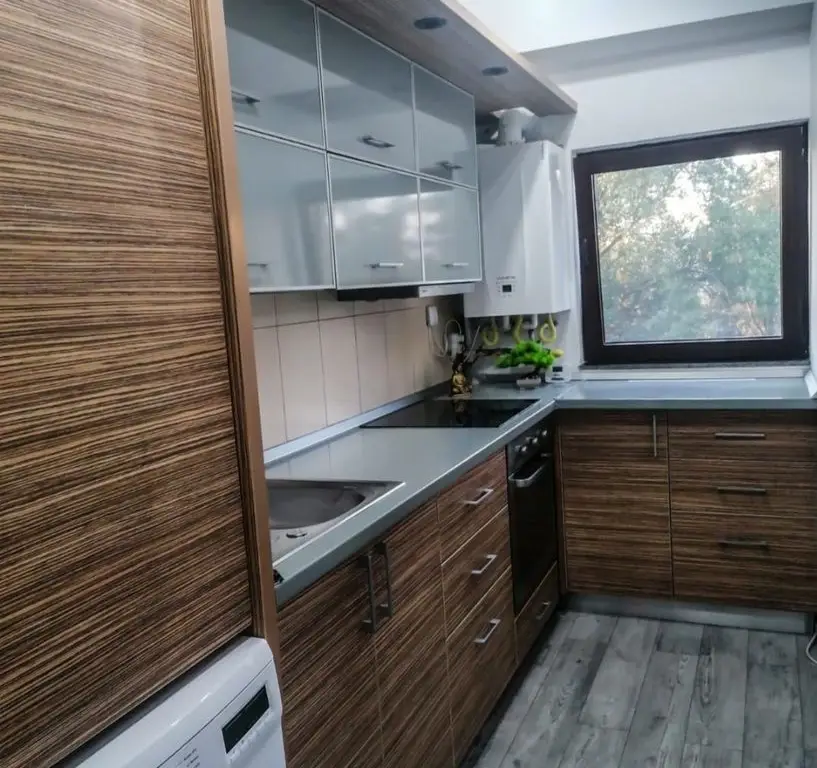 De vânzare garsoniera in Mamaia zona butoaie