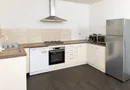 Vilă 5 dormitoare, 4 băi, 2 248mp teren, piscină. Preț: 229 000 E.