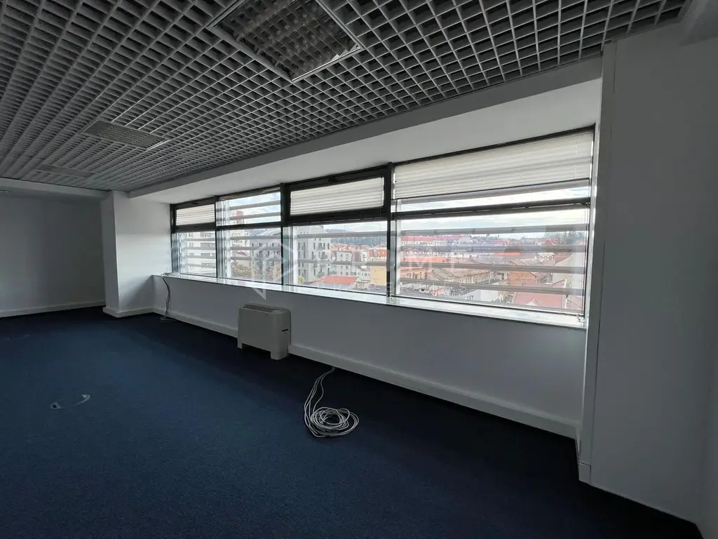 Spațiu de birouri de închiriat, 50-200 mp, centru, Târgu Mureș