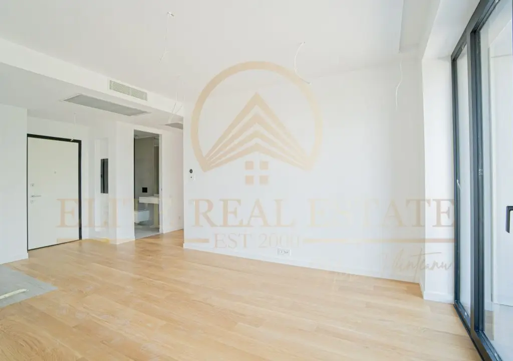 Stațiunea Mamaia - Vânzare apartament cu 2 camere, 2 bai cu vedere la mare.