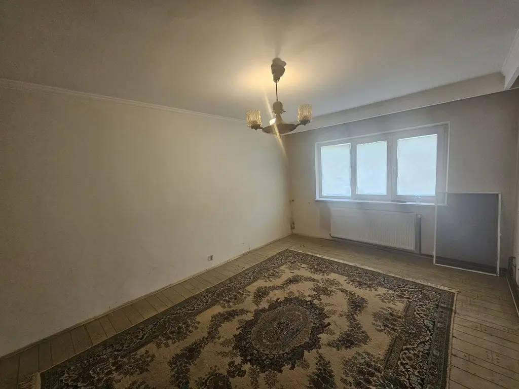 Apartament spațios 3 camere, 2 băi și 2 balcoane – Craiovei, Gh. Doja
