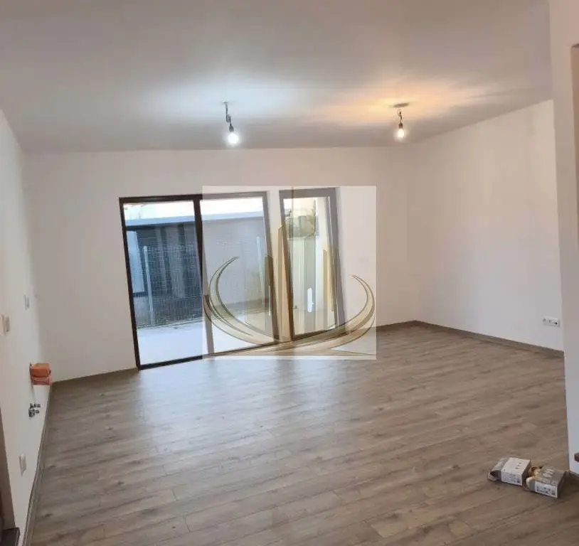 Duplex modern 4 camere în Moșnița Nouă, lângă Lidl – curte 280 mp