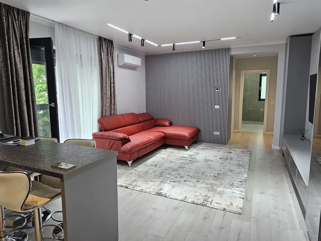 De inchiriat apartament cu 2 camere, Milcov Residence, et. 1, 700 euro