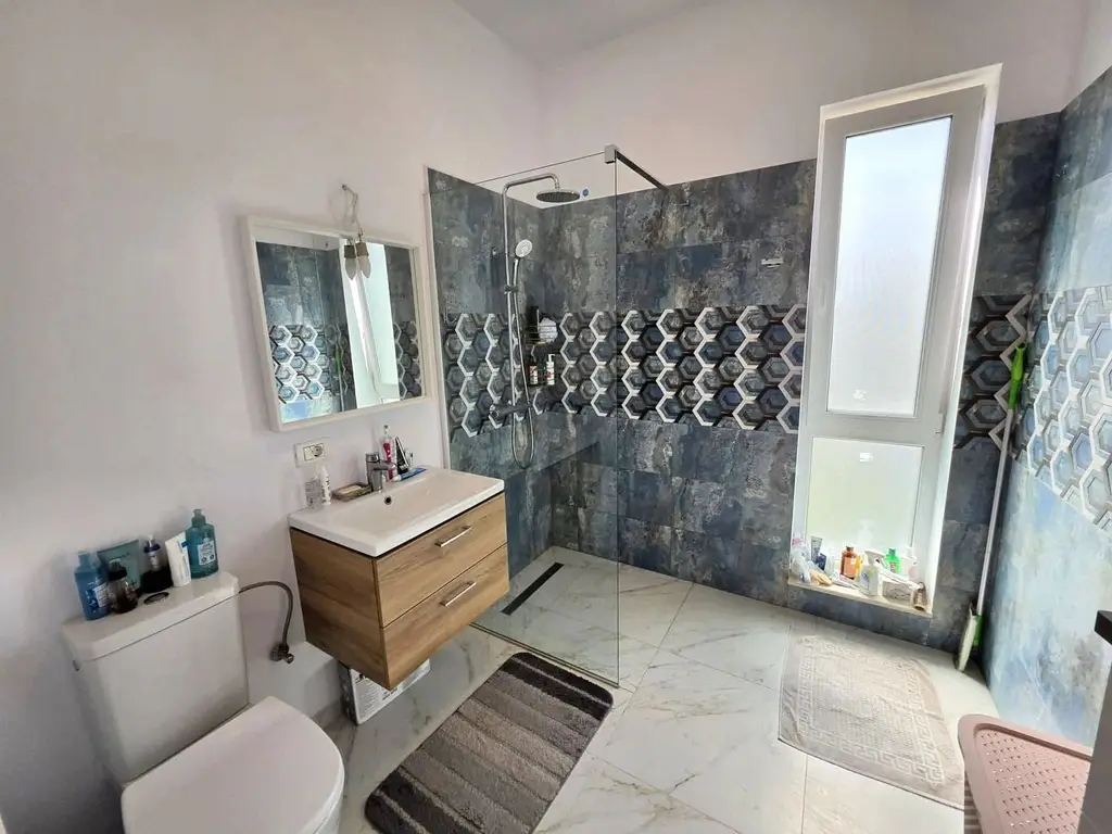 DUPLEX P+1E DE VÂNZARE ÎN MOṢNITA NOUĂ
