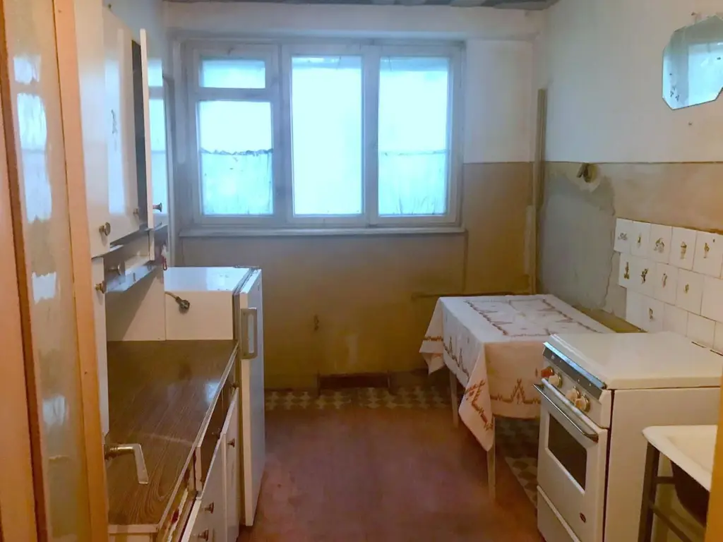 Exclusivitate - Apartament 2 camere în Micro 17, parter,  de renovat
