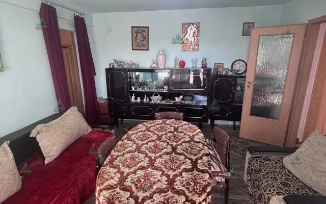 Apartament 3 camere de vânzare – Zona Centrală