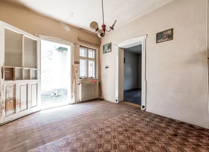 Casă solidă din cărămidă cu potențial EXCEPȚIONAL pe Calea Timișorii
